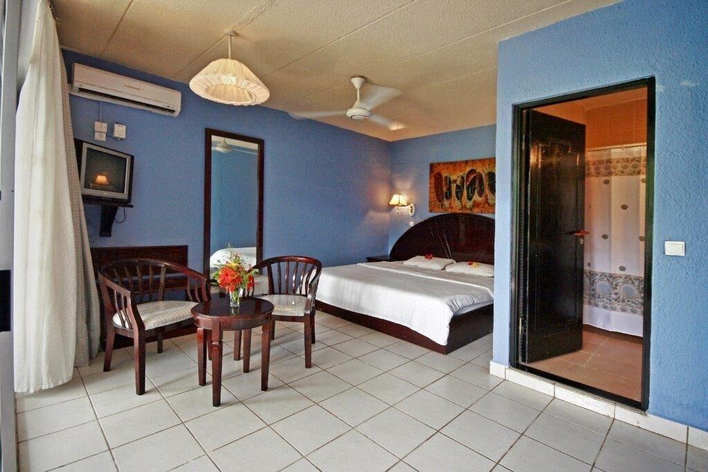 Senegambia Beach Hotel Кололи Экстерьер фото