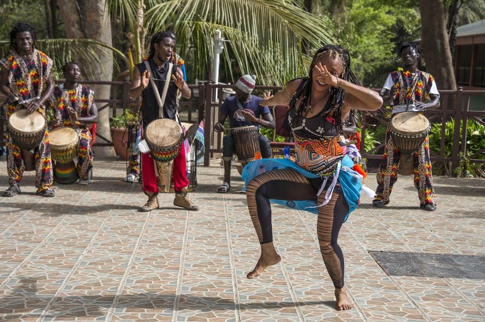 Senegambia Beach Hotel Кололи Экстерьер фото