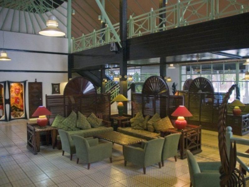 Senegambia Beach Hotel Кололи Экстерьер фото